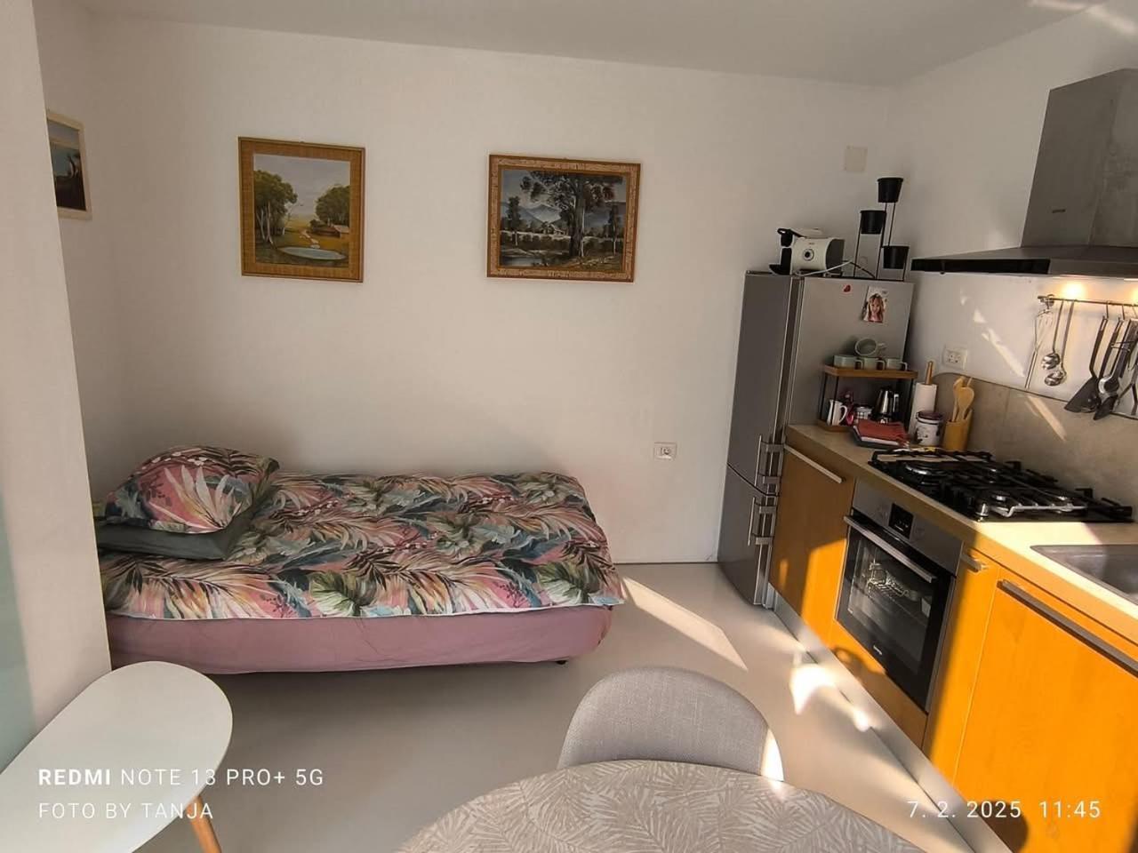 Apartma REA Izola Cameră foto